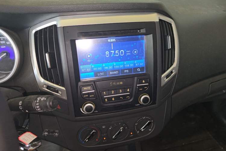 Used Dongfeng Aeolus AX3 2016 1.5L Automatic Shangkue Model Audio And AC Panel