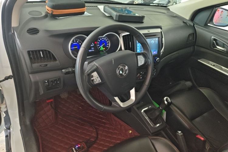 Used Dongfeng Aeolus AX3 2016 1.5L Manual Shangkue Model Center Console