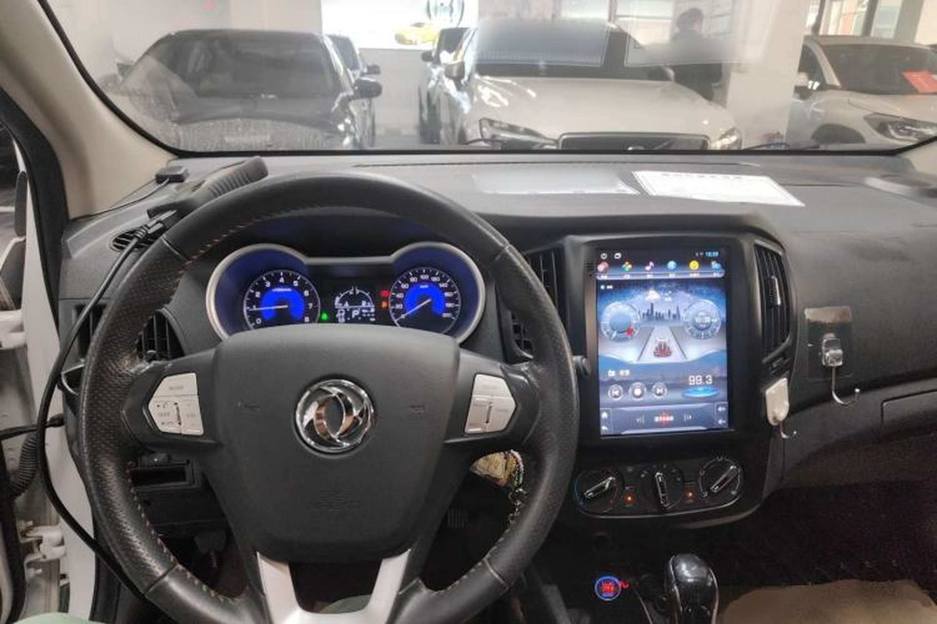 Used Dongfeng Aeolus AX3 2016 1.5L Automatic ZhiKu Model Center Console