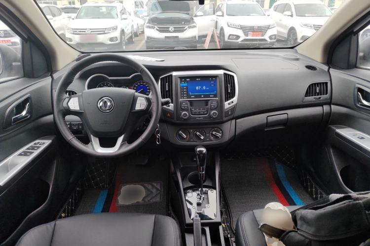 Used Dongfeng Aeolus AX3 2016 1.5L Automatic Zunku Model Center Console