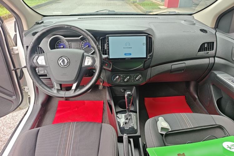 Used Dongfeng Aeolus AX3 2016 1.5L Automatic Shangkue Model Center Console