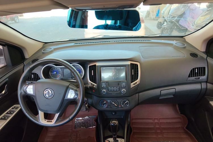 Used Dongfeng Aeolus AX3 2016 1.5L Automatic ZhiKu Model Center Console