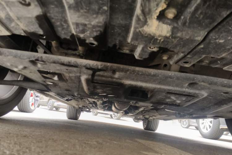 Used Dongfeng Aeolus AX3 2016 1.5L Manual ZhiKu Model Chassis Front