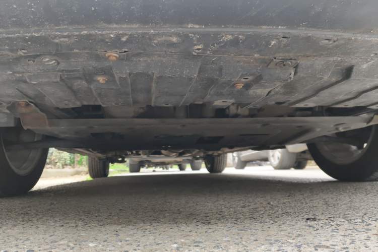 Used Dongfeng Aeolus AX3 2016 1.5L Manual ZhiKu Model Chassis Front