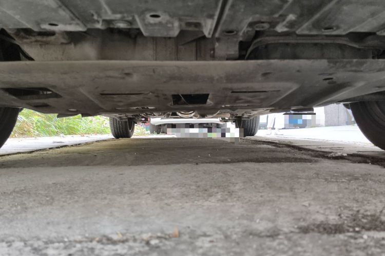 Used Dongfeng Aeolus AX3 2016 1.5L Automatic ZhiKu Model Chassis Front