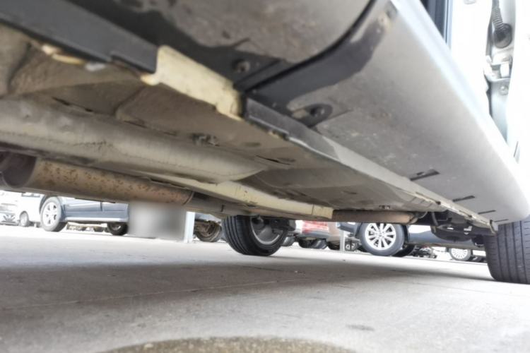 Used Dongfeng Aeolus AX3 2016 1.5L Manual Shangkue Model Chassis Front Left