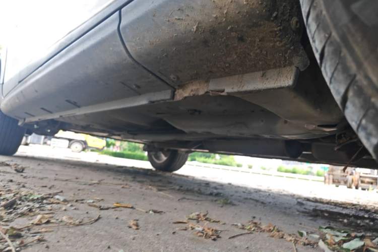 Used Dongfeng Aeolus AX3 2016 1.5L Manual Shangkue Model Chassis Front Right
