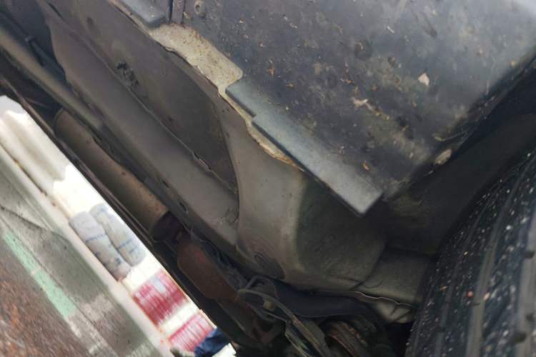 Used Dongfeng Aeolus AX3 2016 1.5L Manual Shangkue Model Chassis Front Right