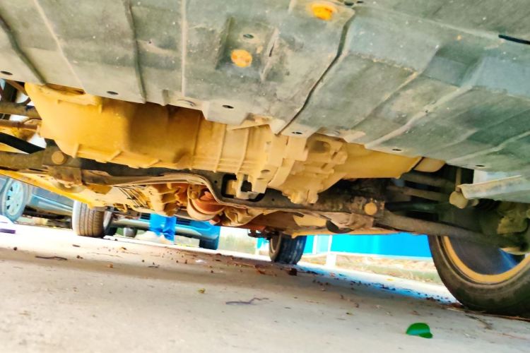 Used Dongfeng Aeolus AX3 2016 1.5L Manual ZhiKu Model Chassis Front