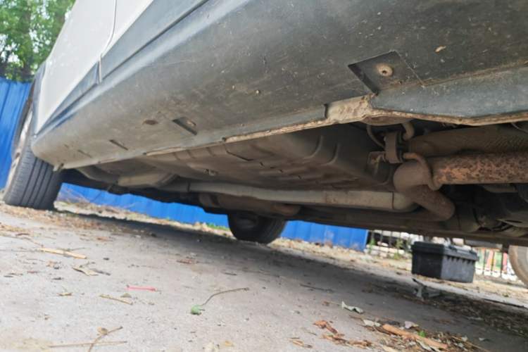 Used Dongfeng Aeolus AX3 2016 1.5L Manual Shangkue Model Chassis Rear Left