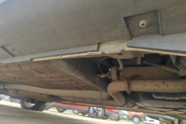Used Dongfeng Aeolus AX3 2016 1.5L Manual Shangkue Model Chassis Rear Left