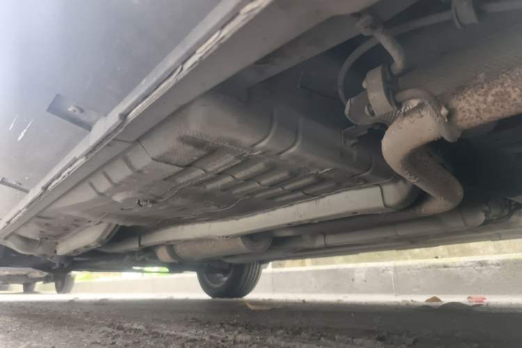 Used Dongfeng Aeolus AX3 2016 1.5L Manual ZhiKu Model Chassis Rear Left