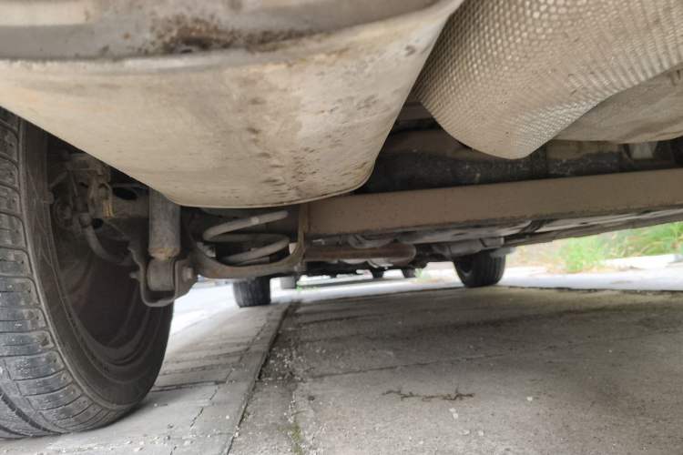 Used Dongfeng Aeolus AX3 2016 1.5L Automatic ZhiKu Model Chassis Rear Left