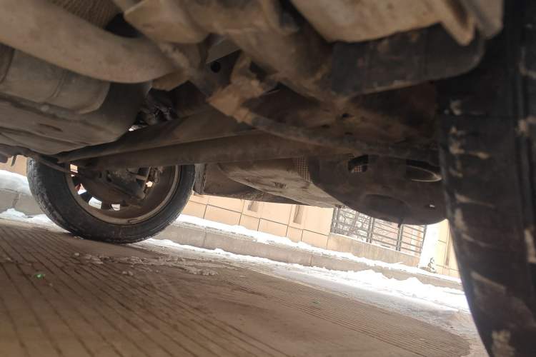 Used Dongfeng Aeolus AX3 2016 1.5L Manual ZhiKu Model Chassis Rear Left