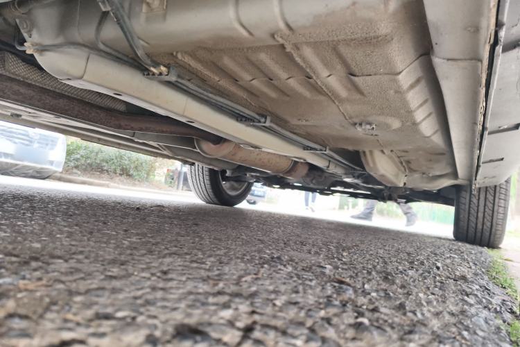 Used Dongfeng Aeolus AX3 2016 1.5L Manual ZhiKu Model Chassis Rear Right