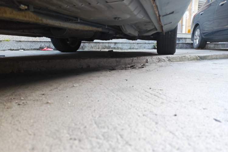 Used Dongfeng Aeolus AX3 2016 1.5L Manual Shangkue Model Chassis Rear Right