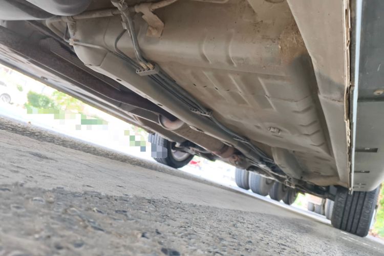 Used Dongfeng Aeolus AX3 2016 1.5L Manual ZhiKu Model Chassis Rear Right