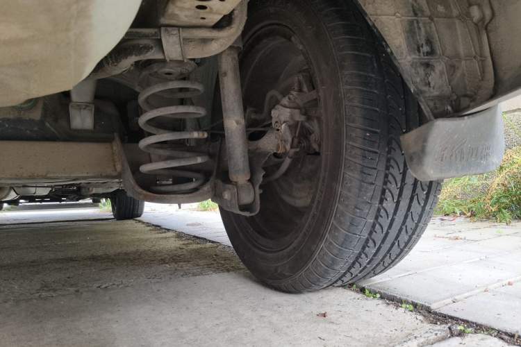 Used Dongfeng Aeolus AX3 2016 1.5L Automatic ZhiKu Model Chassis Rear Right