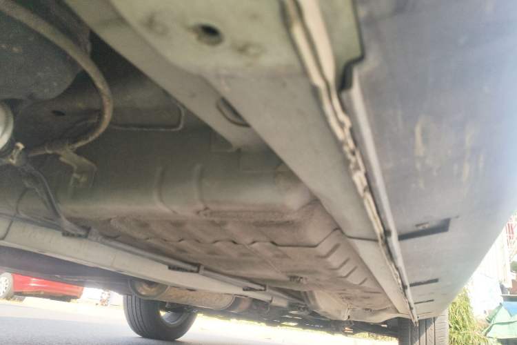 Used Dongfeng Aeolus AX3 2016 1.5L Automatic Zunku Model Chassis Rear Right