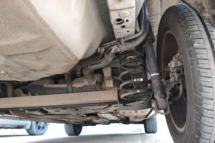 Used Dongfeng Aeolus AX3 2016 1.5L Manual Shangkue Model Chassis Rear Right