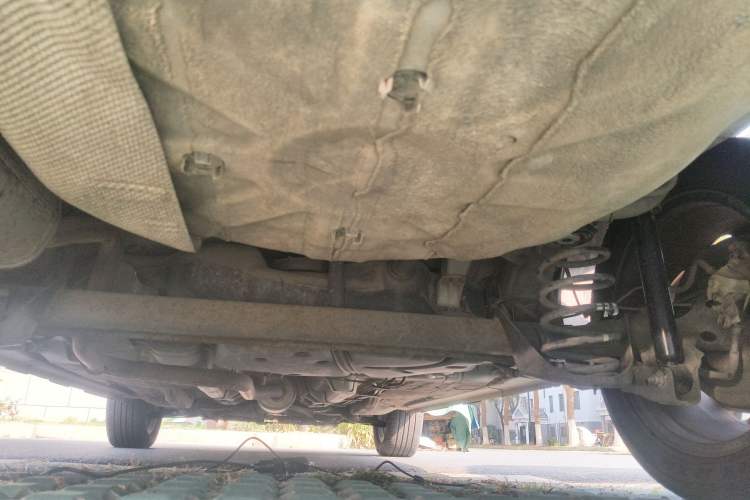 Used Dongfeng Aeolus AX3 2016 1.5L Automatic Zunku Model Chassis Rear