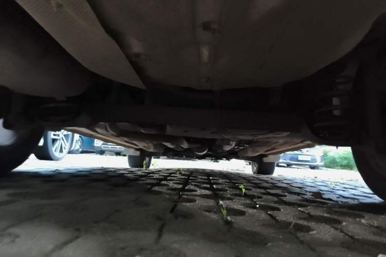 Used Dongfeng Aeolus AX3 2016 1.5L Automatic Shangkue Model Chassis Rear
