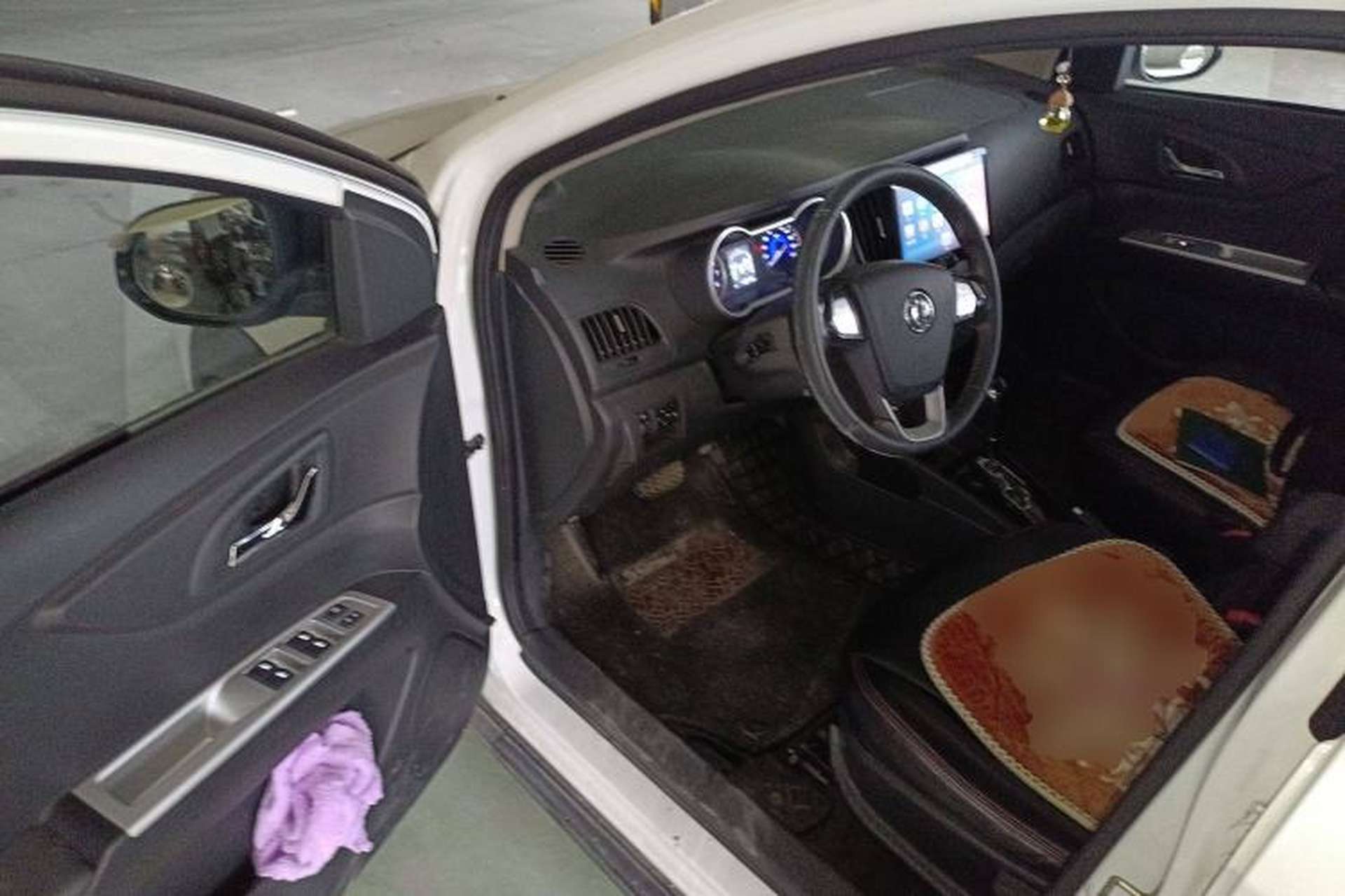 Used Dongfeng Aeolus AX3 2016 1.5L Automatic ZhiKu Model Driver Seat