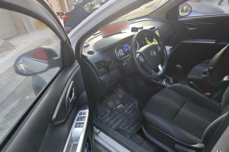 Used Dongfeng Aeolus AX3 2016 1.5L Manual Shangkue Model Driver Seat