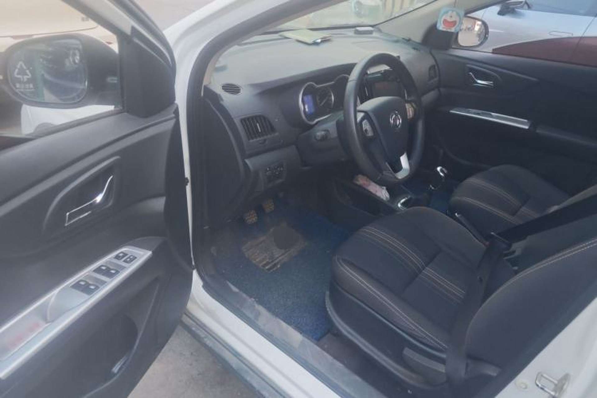 Used Dongfeng Aeolus AX3 2016 1.5L Manual Shangkue Model Driver Seat