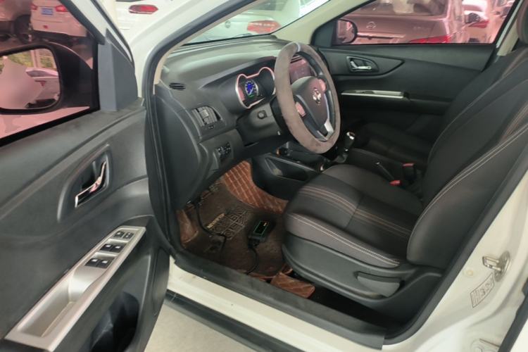 Used Dongfeng Aeolus AX3 2016 1.5L Manual Shangkue Model Driver Seat