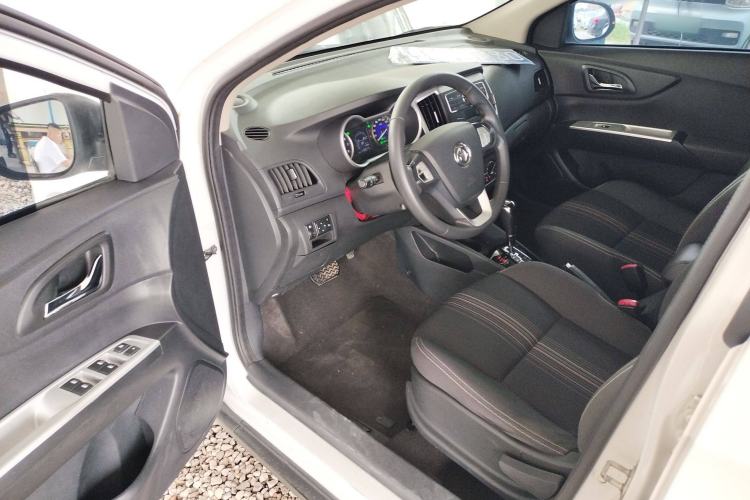 Used Dongfeng Aeolus AX3 2016 1.5L Automatic Shangkue Model Driver Seat
