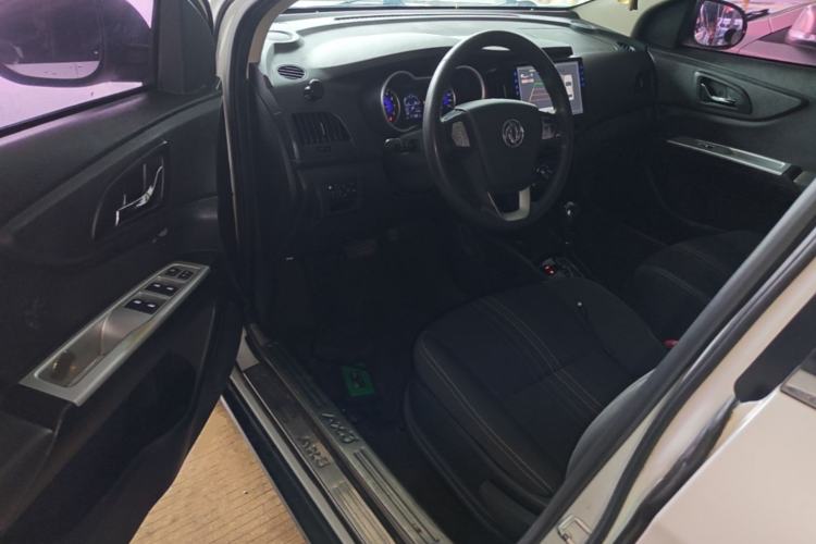Used Dongfeng Aeolus AX3 2016 1.5L Automatic Shangkue Model Driver Seat