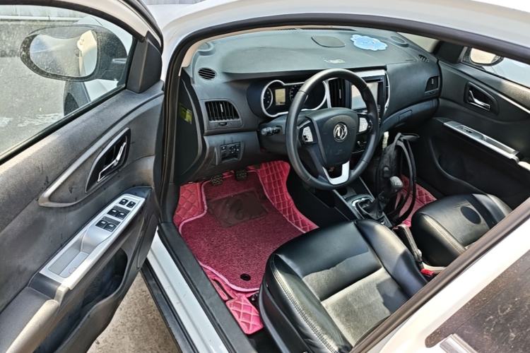 Used Dongfeng Aeolus AX3 2016 1.5L Manual Shangkue Model Driver Seat