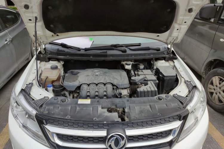 Used Dongfeng Aeolus AX3 2016 1.5L Manual ZhiKu Model Engine Bay