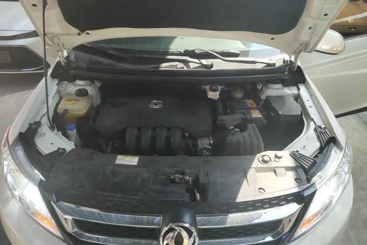 Used Dongfeng Aeolus AX3 2016 1.5L Manual ZhiKu Model Engine Bay