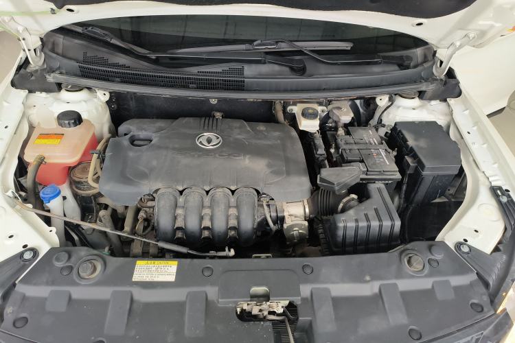 Used Dongfeng Aeolus AX3 2016 1.5L Manual ZhiKu Model Engine Bay
