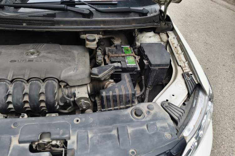 Used Dongfeng Aeolus AX3 2016 1.5L Manual ZhiKu Model Engine Bay Left