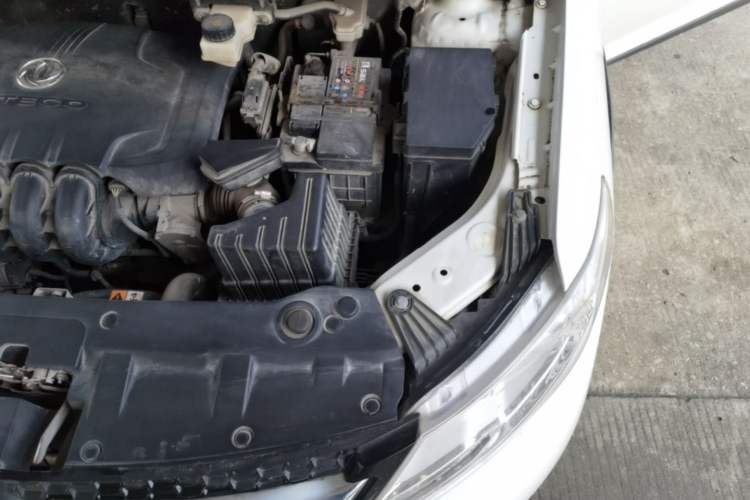 Used Dongfeng Aeolus AX3 2016 1.5L Manual Shangkue Model Engine Bay Left