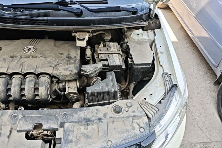 Used Dongfeng Aeolus AX3 2016 1.5L Manual Shangkue Model Engine Bay Left