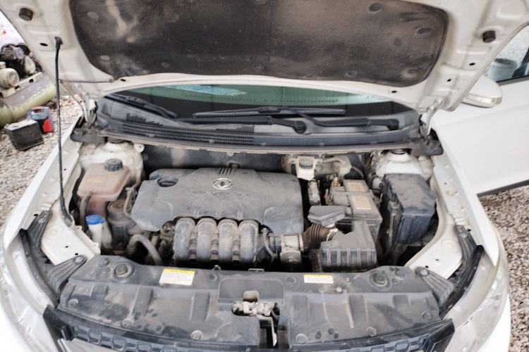 Used Dongfeng Aeolus AX3 2016 1.5L Automatic Shangkue Model Engine Bay
