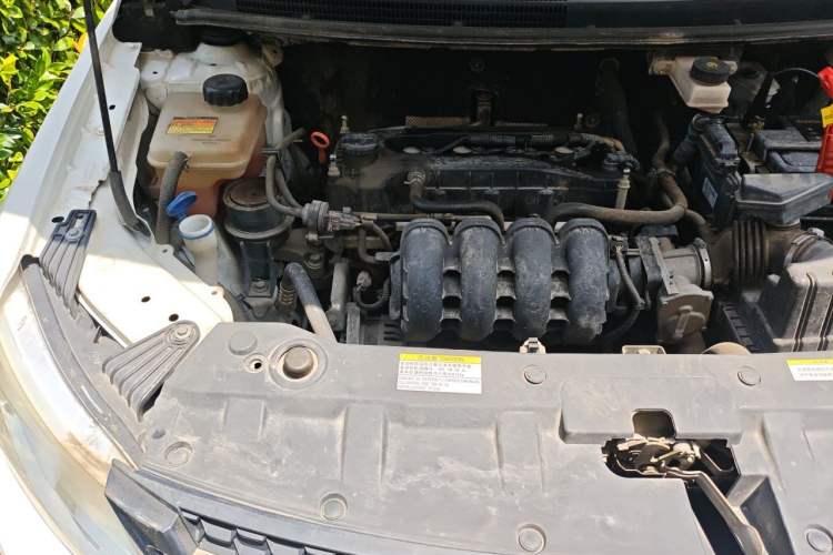 Used Dongfeng Aeolus AX3 2016 1.5L Automatic ZhiKu Model Engine Bay Right