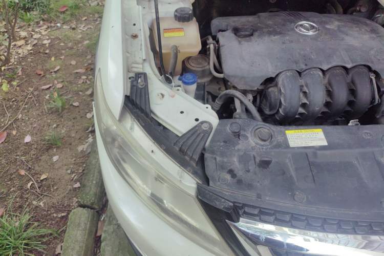 Used Dongfeng Aeolus AX3 2016 1.5L Manual Shangkue Model Engine Bay Right
