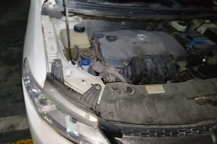 Used Dongfeng Aeolus AX3 2016 1.5L Automatic ZhiKu Model Engine Bay Right