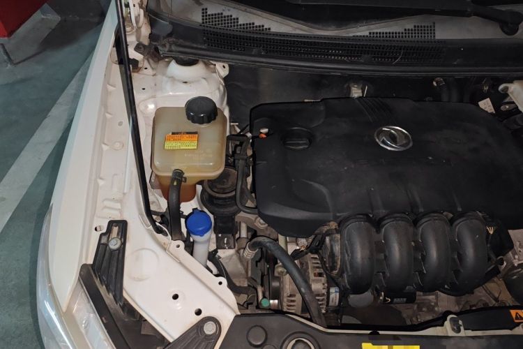 Used Dongfeng Aeolus AX3 2016 1.5L Automatic Zunku Model Engine Bay Right