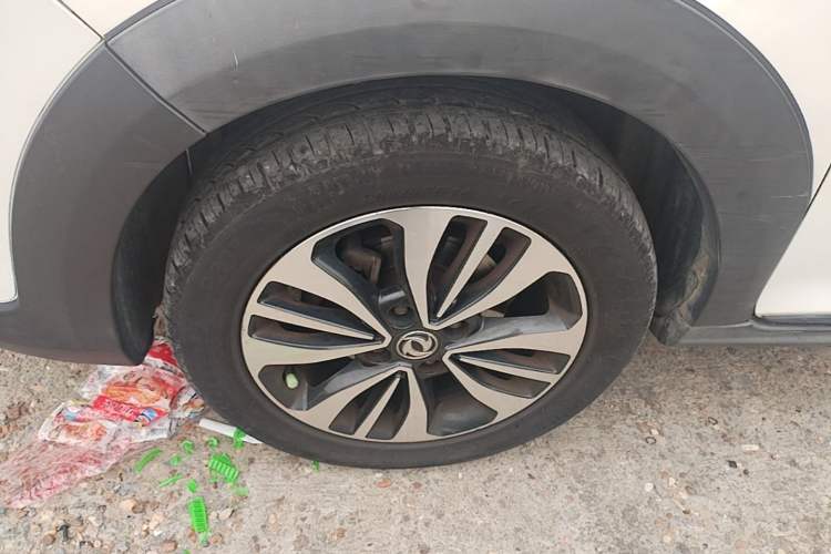 Used Dongfeng Aeolus AX3 2016 1.5L Automatic Zunku Model Exterior 1