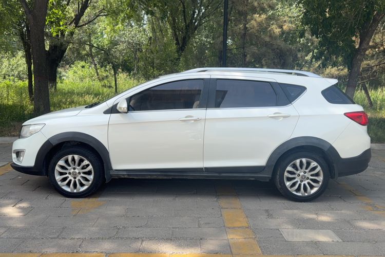 Used Dongfeng Aeolus AX3 2016 1.5L Automatic Shangkue Model Exterior 3