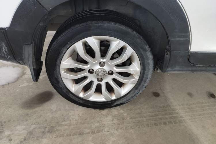 Used Dongfeng Aeolus AX3 2016 1.5L Automatic Shangkue Model Exterior 5