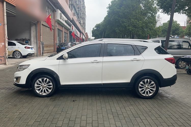 Used Dongfeng Aeolus AX3 2016 1.5L Manual ZhiKu Model Exterior 5