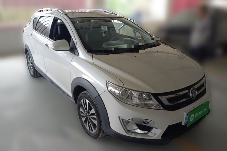 Used Dongfeng Aeolus AX3 2016 1.5L Automatic ZhiKu Model Front Right 45 Deg