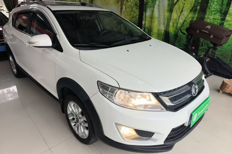 Used Dongfeng Aeolus AX3 2016 1.5L Manual ZhiKu Model Front Right 45 Deg